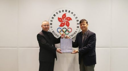 與香港、澳門體育界溝通交流
